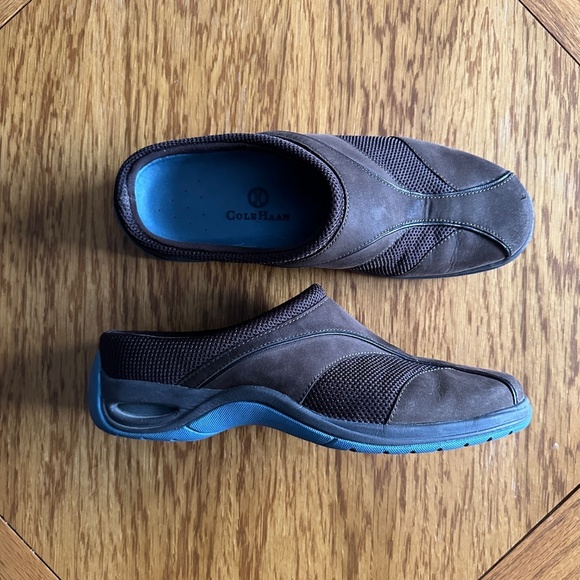 **COLE HAAN* Brown Clogs Size 7.5 - Picture 1 of 8